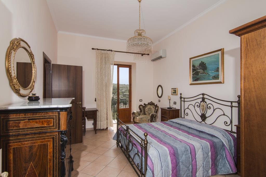 B&B Il Giardino Dei Mandarini Модика Экстерьер фото